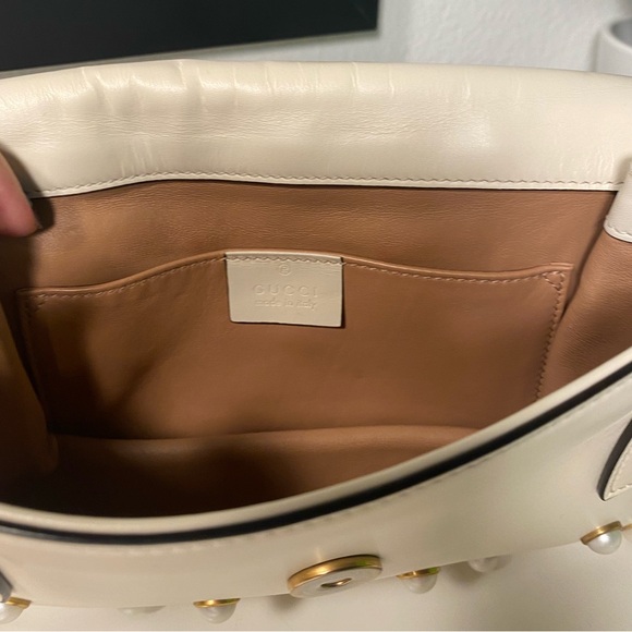GUCCI Queen Margaret Broadway Bee Pearl Studs Bag COA - Picture 6 of 17
